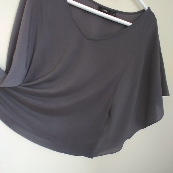 Apt. 9 Charcoal Top. Soft Flowy Butterfly Sleeve. Sheer sleeve and back panel - Picture 11 of 11